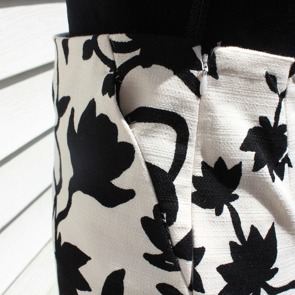 LOFT Petite Floral Pencil Skirt BUNDLE & SAVE - Picture 6 of 8